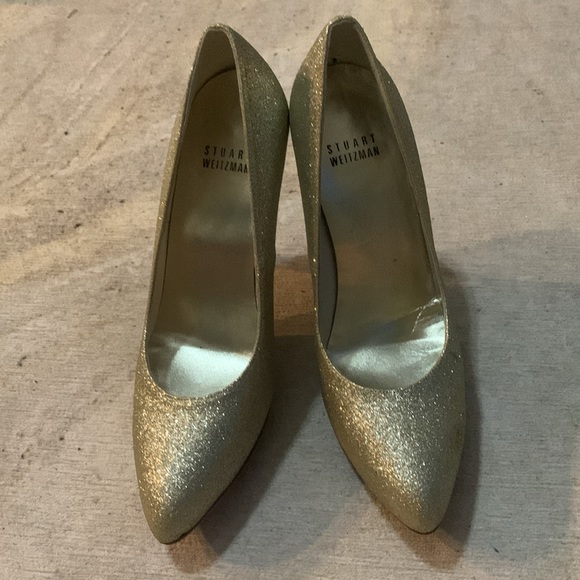 Stuart Weitzman Gold Glitter Pumps - Picture 6 of 6